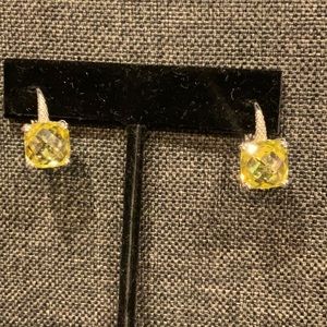 Judith Ripka SS canary colored CZ level back earrings. NWOT! Beautiful!